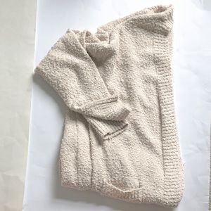 Cream cardigan size medium🦋